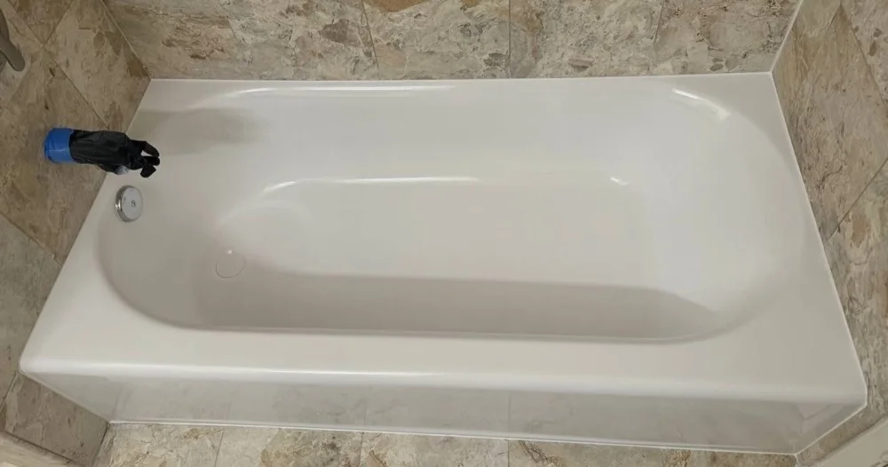 After: Bathtub Refinishing